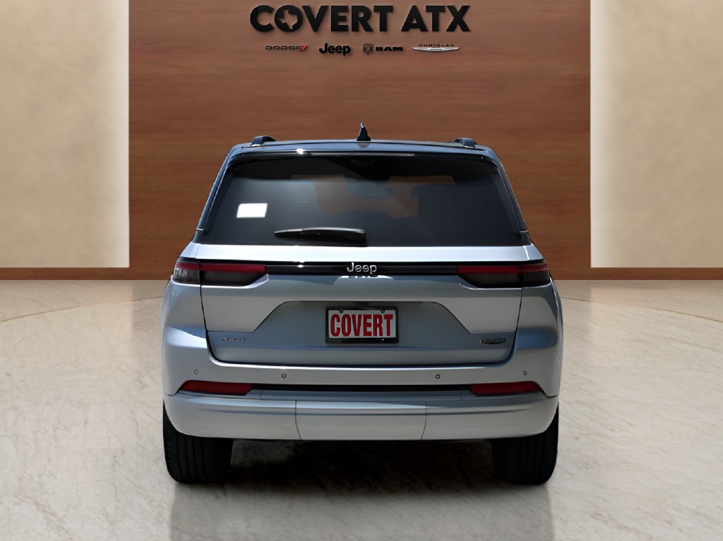 New 2026 Jeep Grand Cherokee Summit AWD/4WD image 4