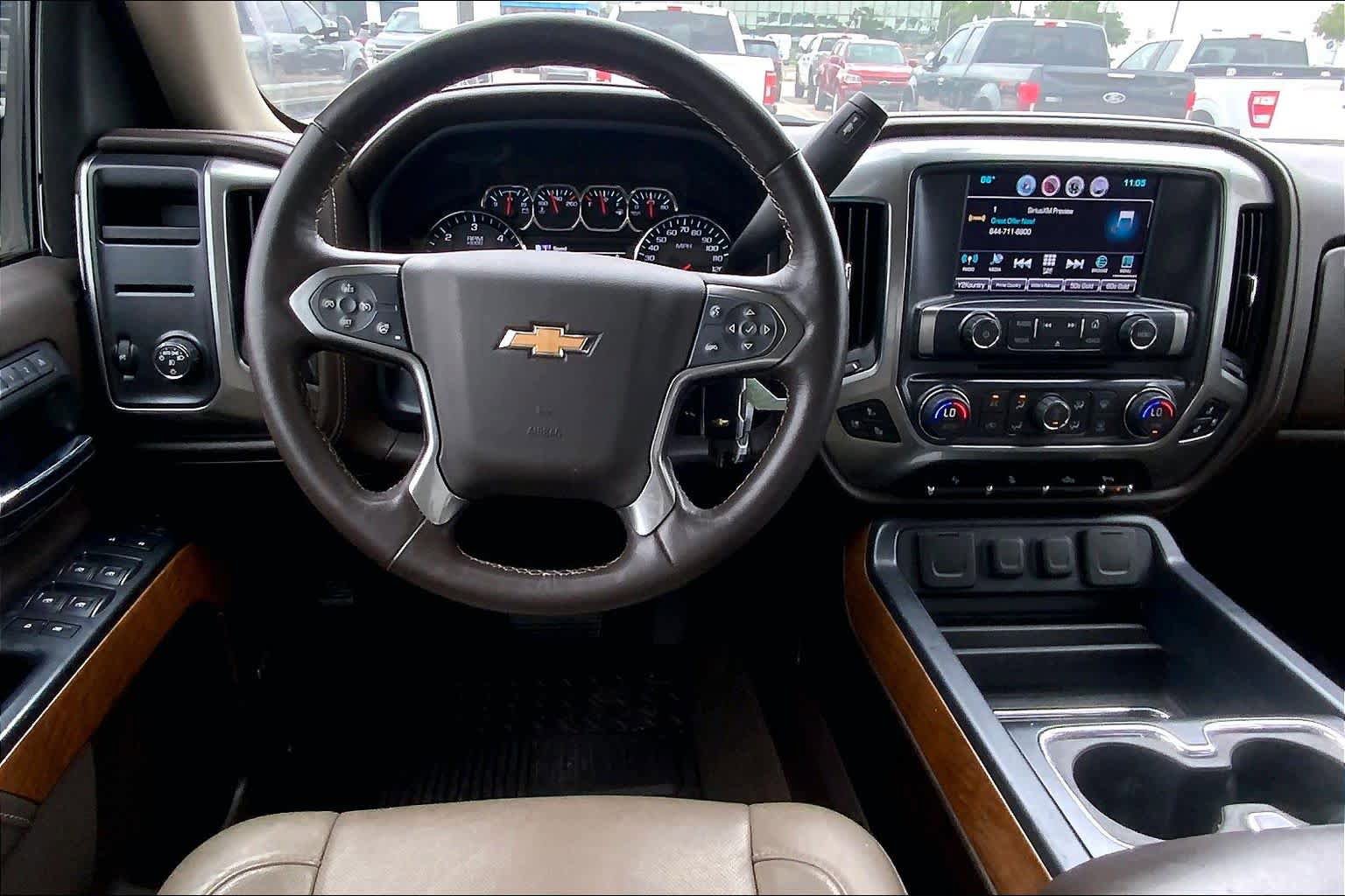 Used 2016 Chevrolet Silverado 1500 LTZ w/ Texas Edition RWD image 6