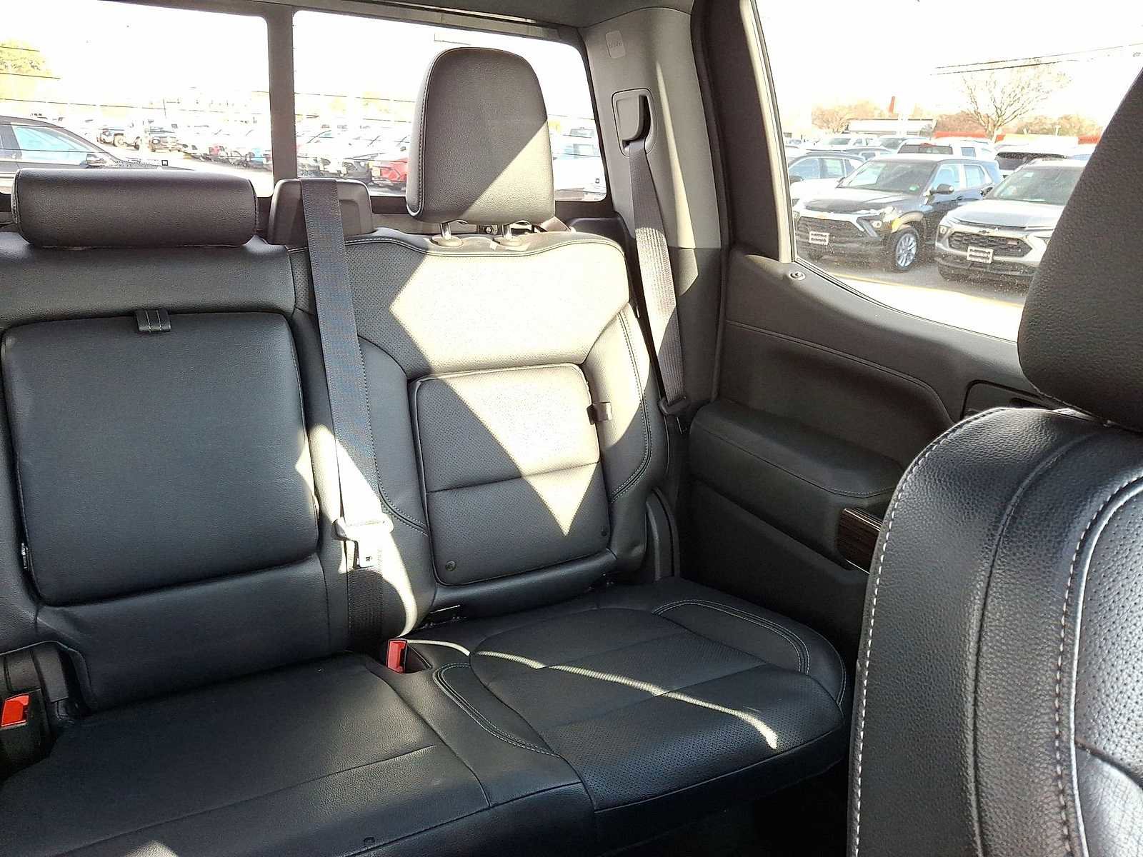 Used 2020 Chevrolet Silverado 1500 RST image 15