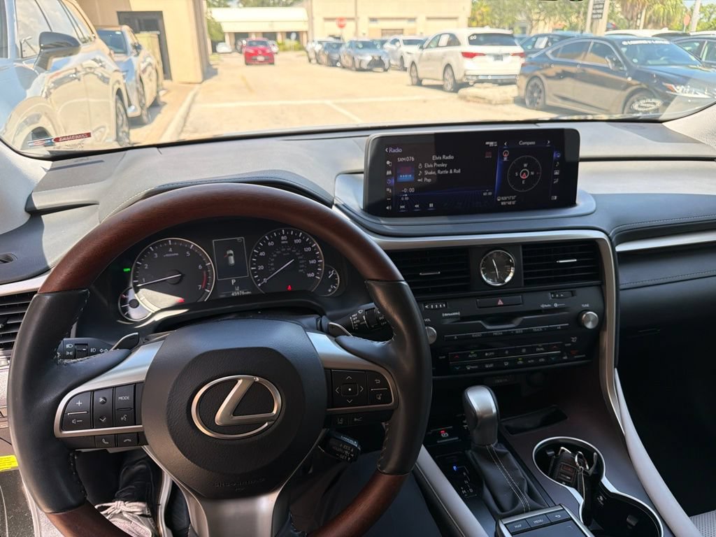 Certified 2022 Lexus RX 350 FWD w/ Premium Package image 3