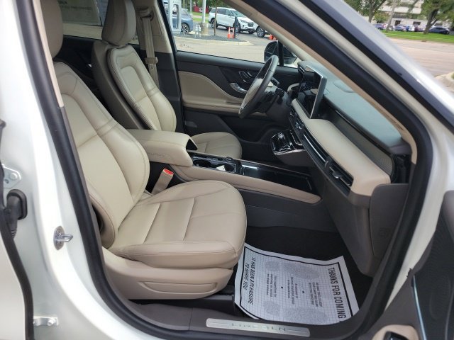 Certified 2024 Lincoln Corsair FWD image 27