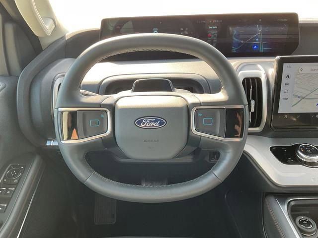 Used 2025 Ford Expedition Max Active image 33