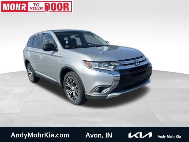 Used 2018 Mitsubishi Outlander AWD image 1