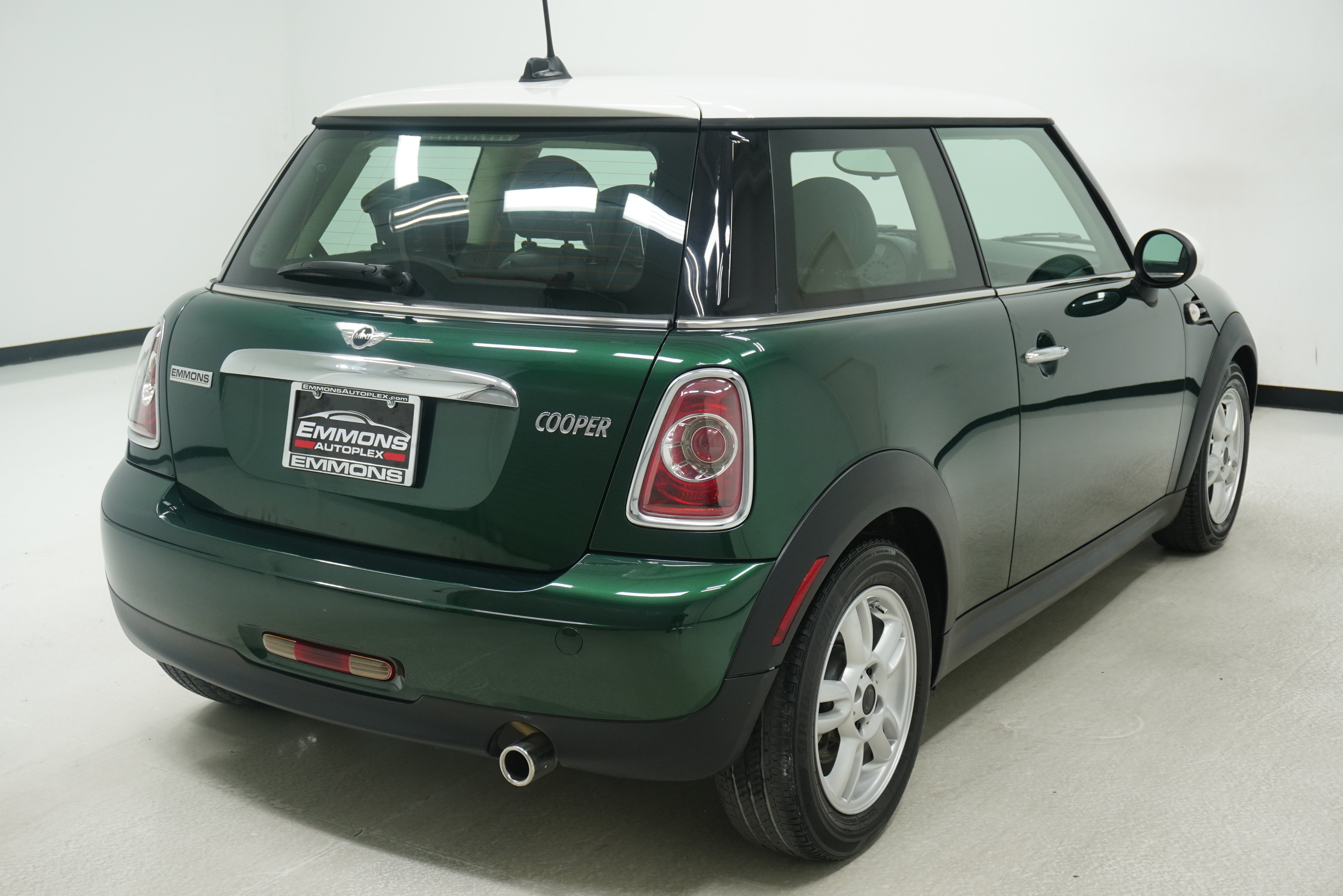 Used 2013 MINI Cooper Hardtop FWD image 4