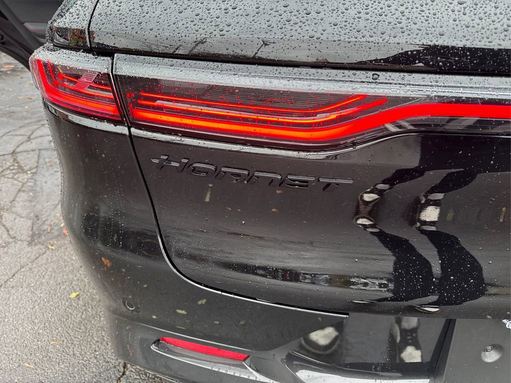 Used 2024 Dodge Hornet R/T Plus w/ Tech Pack Plus w/o Parking image 15