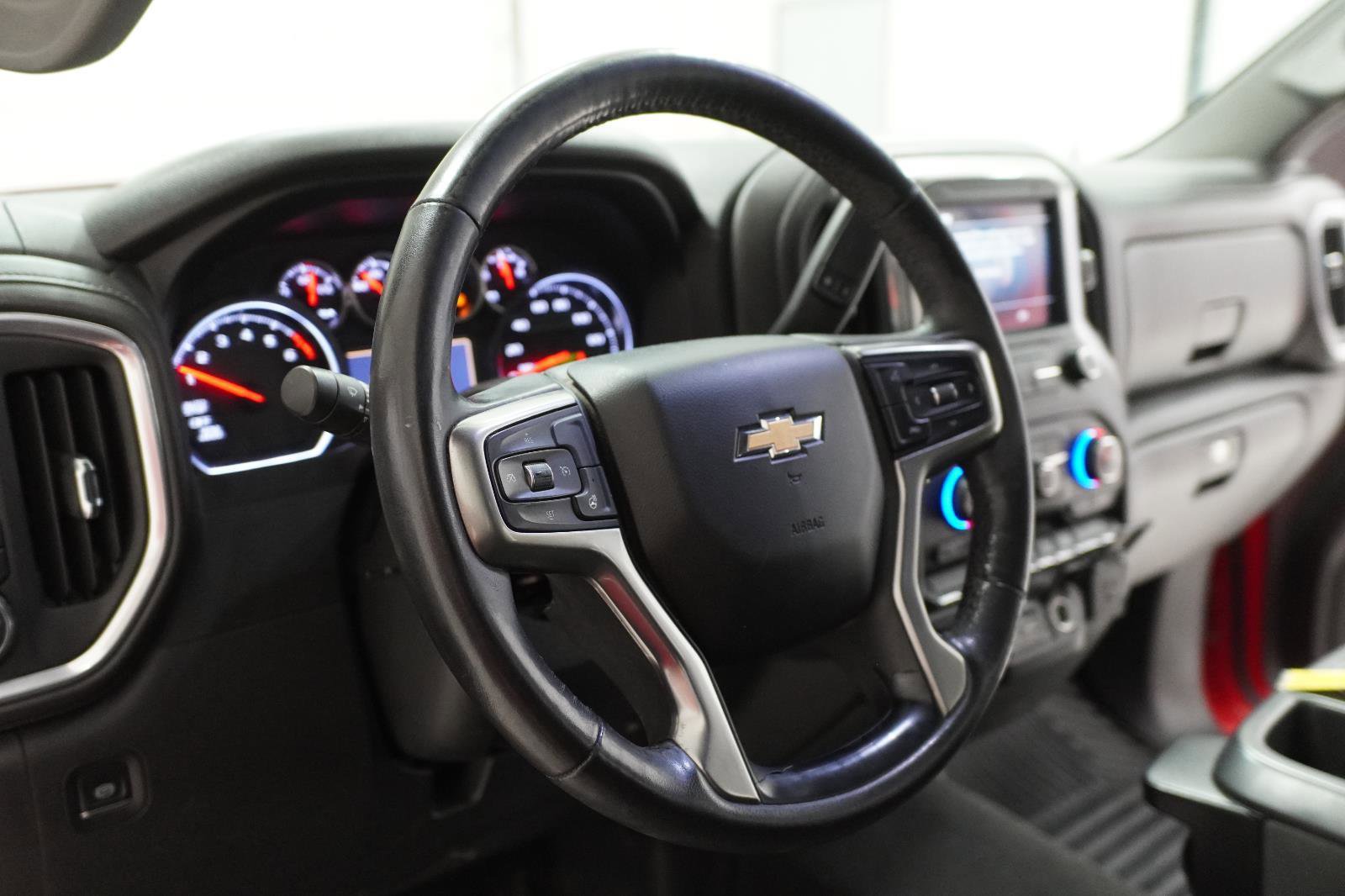 Used 2020 Chevrolet Silverado 1500 LT w/ Texas Edition RWD image 15