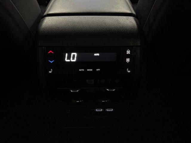 Used 2023 Jeep Grand Cherokee L Limited image 24