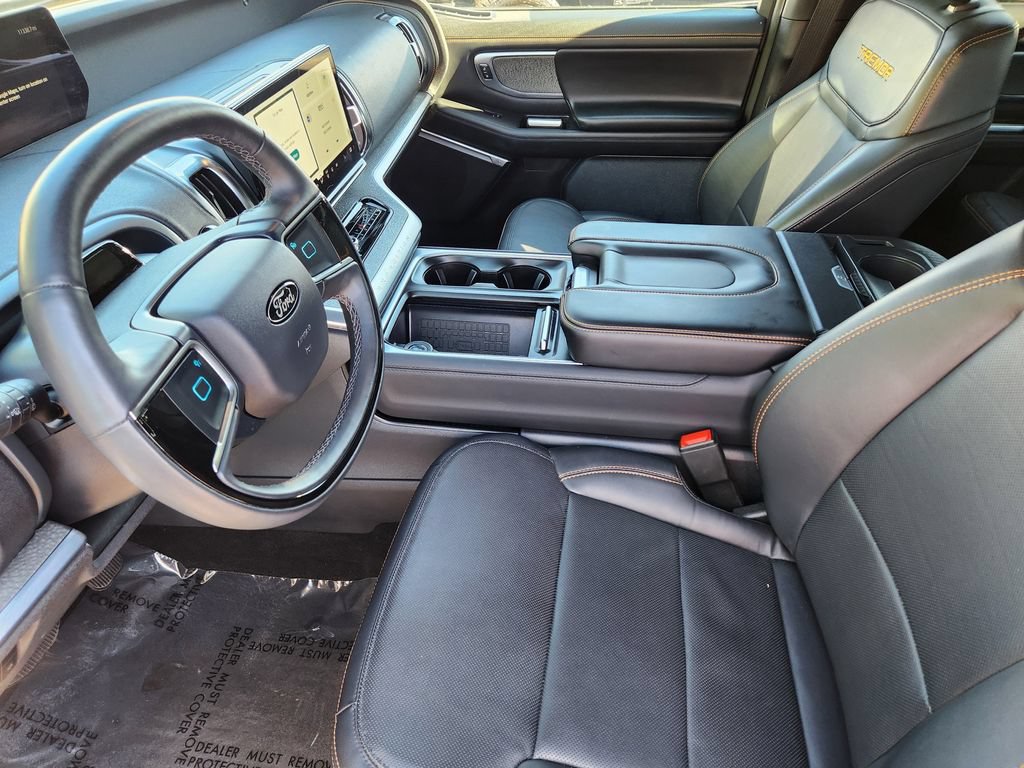 Used 2025 Ford Expedition Tremor AWD/4WD image 14