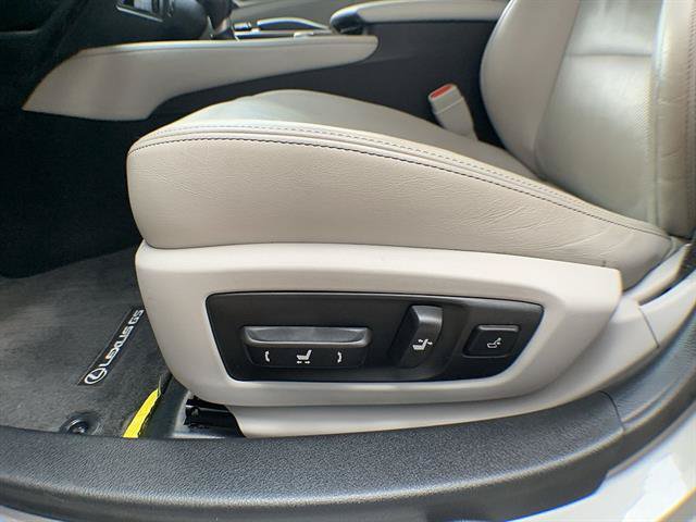 Used 2015 Lexus GS 350 w/ Premium Package RWD image 12