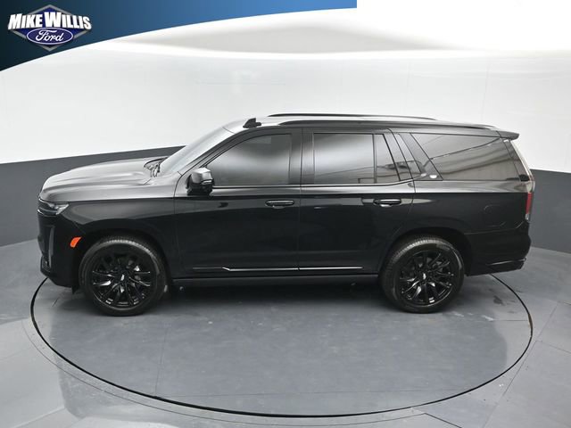 Used 2024 Cadillac Escalade Sport w/ LPO, ONYX Package image 12