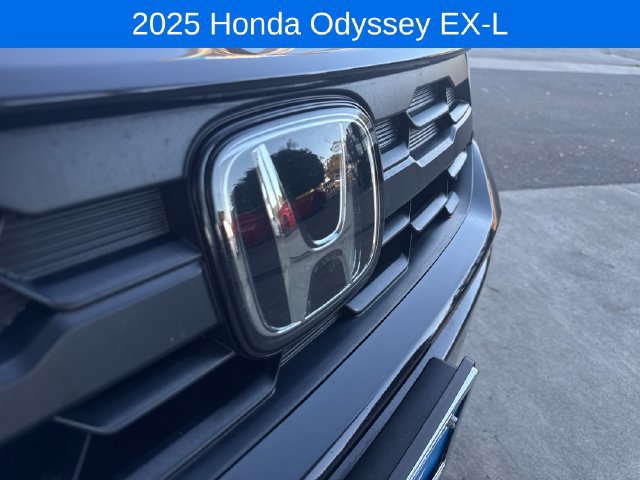 Used 2025 Honda Odyssey EX-L image 36