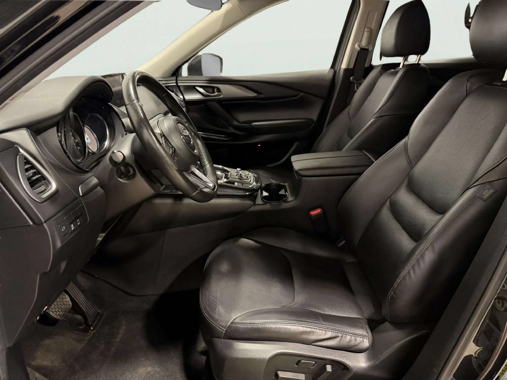 Used 2018 MAZDA CX-9 Touring AWD/4WD image 12