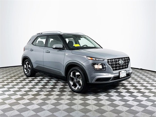 Used 2022 Hyundai Venue SEL image 10
