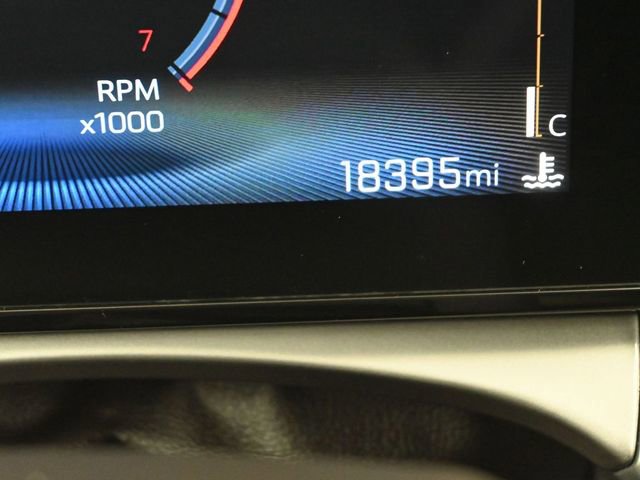 Used 2025 Chevrolet Trax LT w/ LT Convenience Package image 14