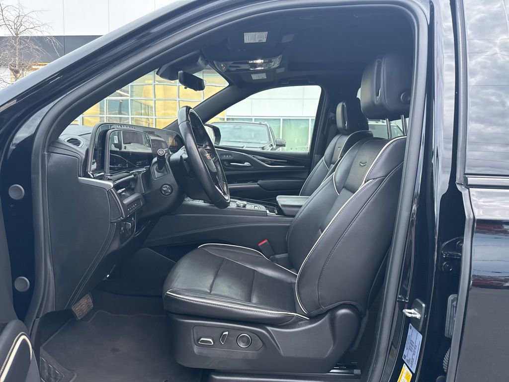 Used 2024 Cadillac Escalade Sport image 15