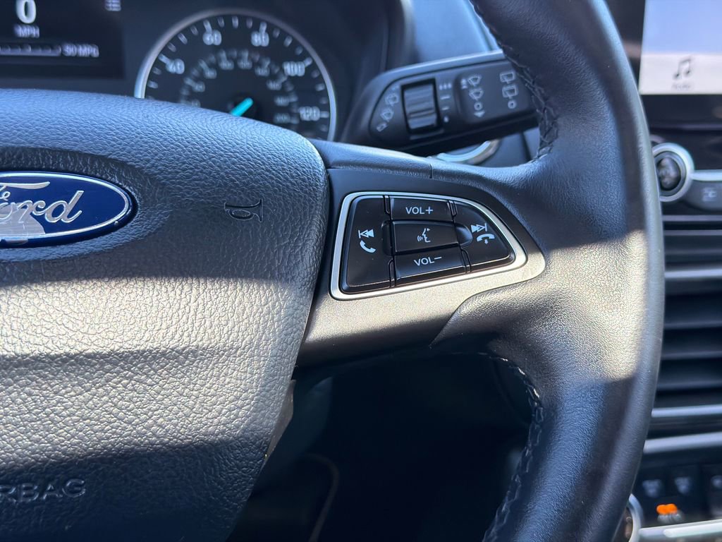 Used 2018 Ford EcoSport SE w/ SE Cold Weather Package FWD image 18
