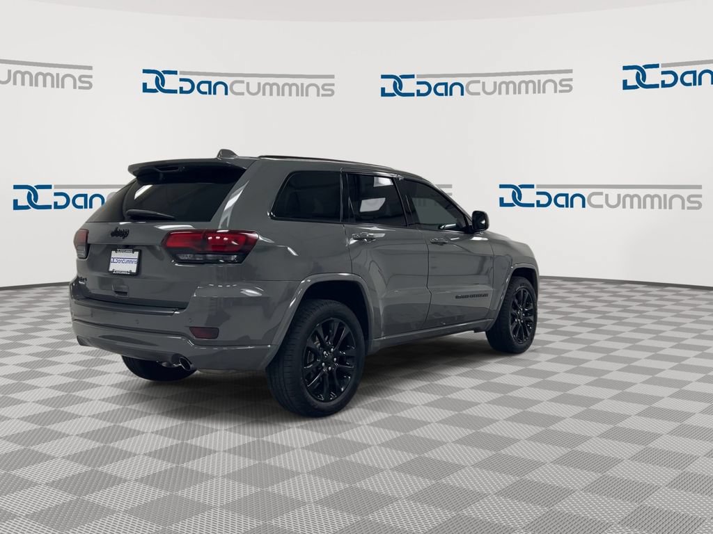Used 2020 Jeep Grand Cherokee Altitude AWD/4WD image 8