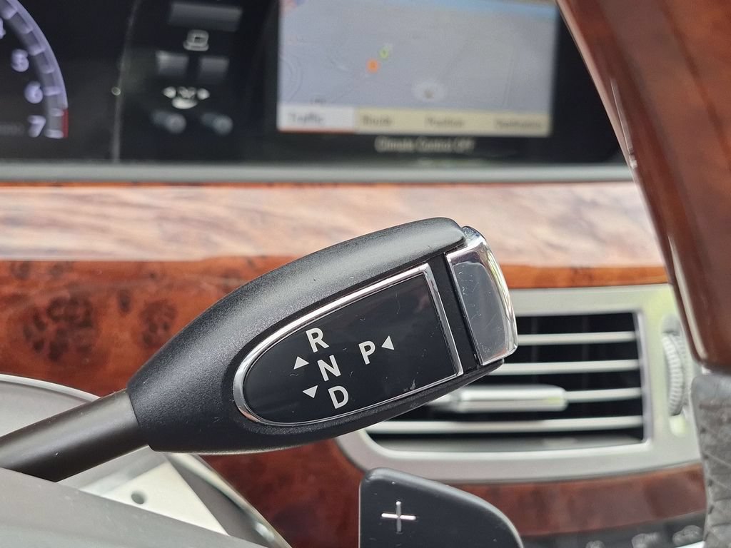 Used 2010 Mercedes-Benz S 550 image 27
