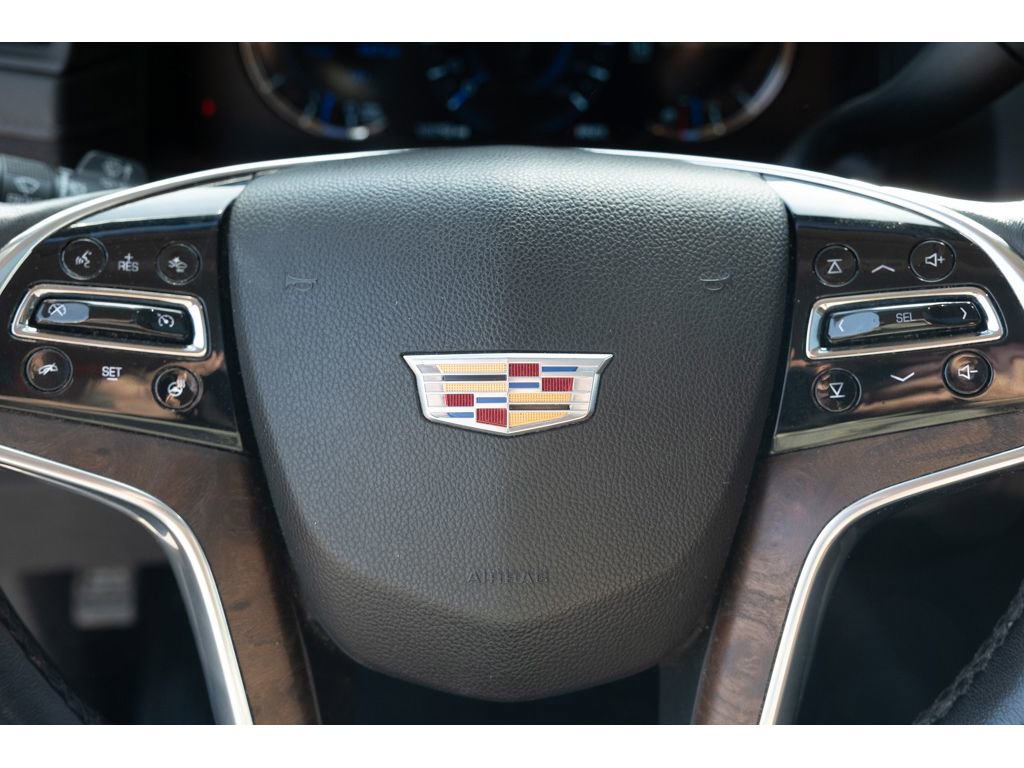 Used 2019 Cadillac Escalade Luxury image 18