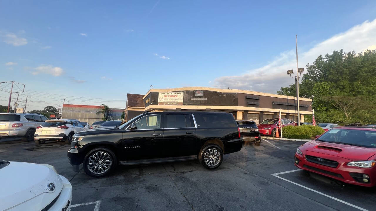 Used 2017 Chevrolet Suburban LS AWD/4WD image 6