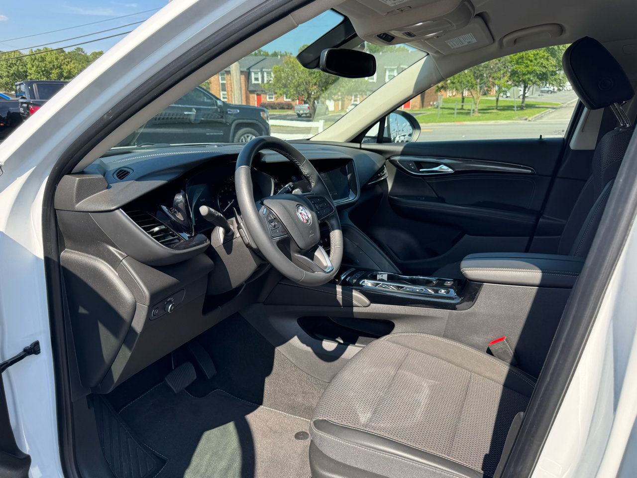 Used 2023 Buick Envision Preferred image 15