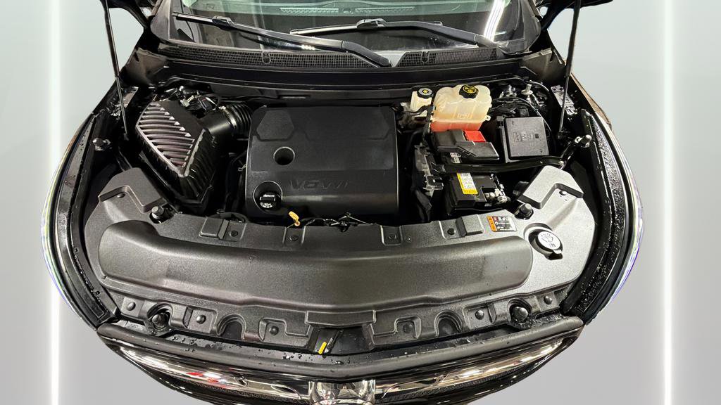 Used 2020 Buick Enclave Essence w/ Sport Touring Edition image 36