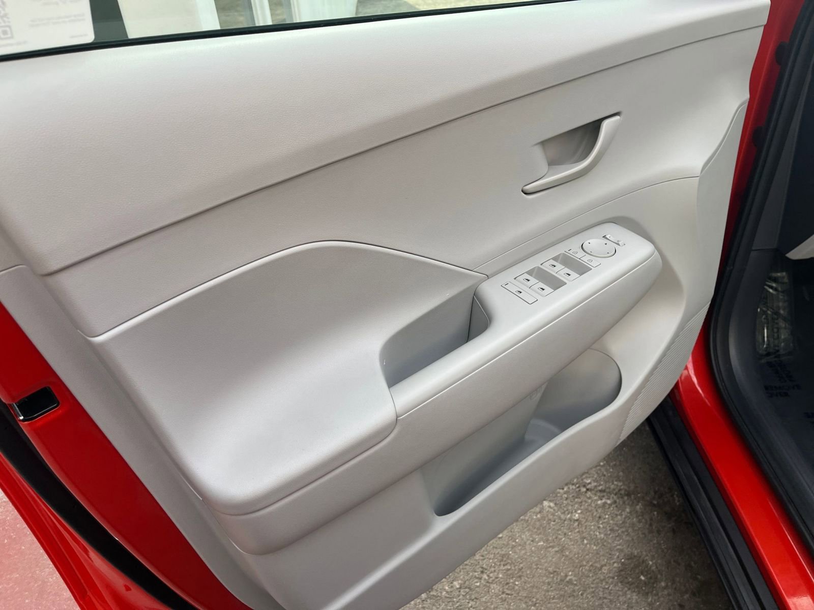 Used 2025 Hyundai Kona SEL image 20