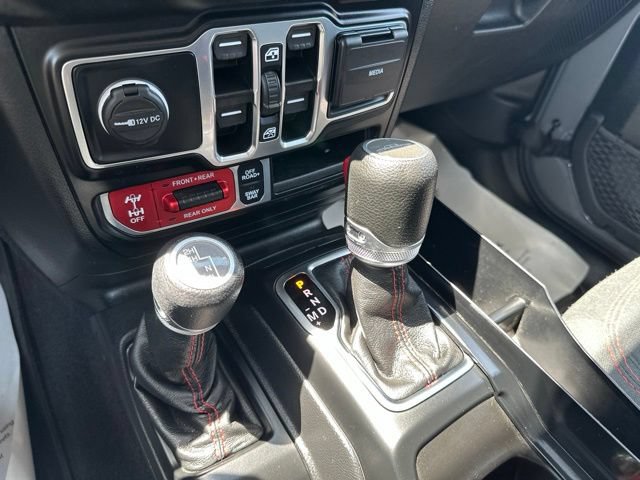 Used 2021 Jeep Gladiator Rubicon AWD/4WD image 23