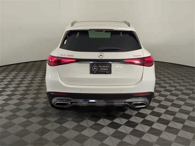 Certified 2026 Mercedes-Benz GLC 300 4MATIC image 4