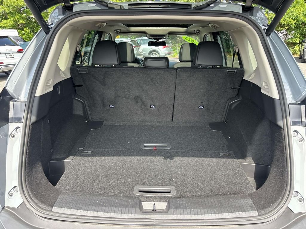 Used 2023 Nissan Rogue SL AWD/4WD image 13