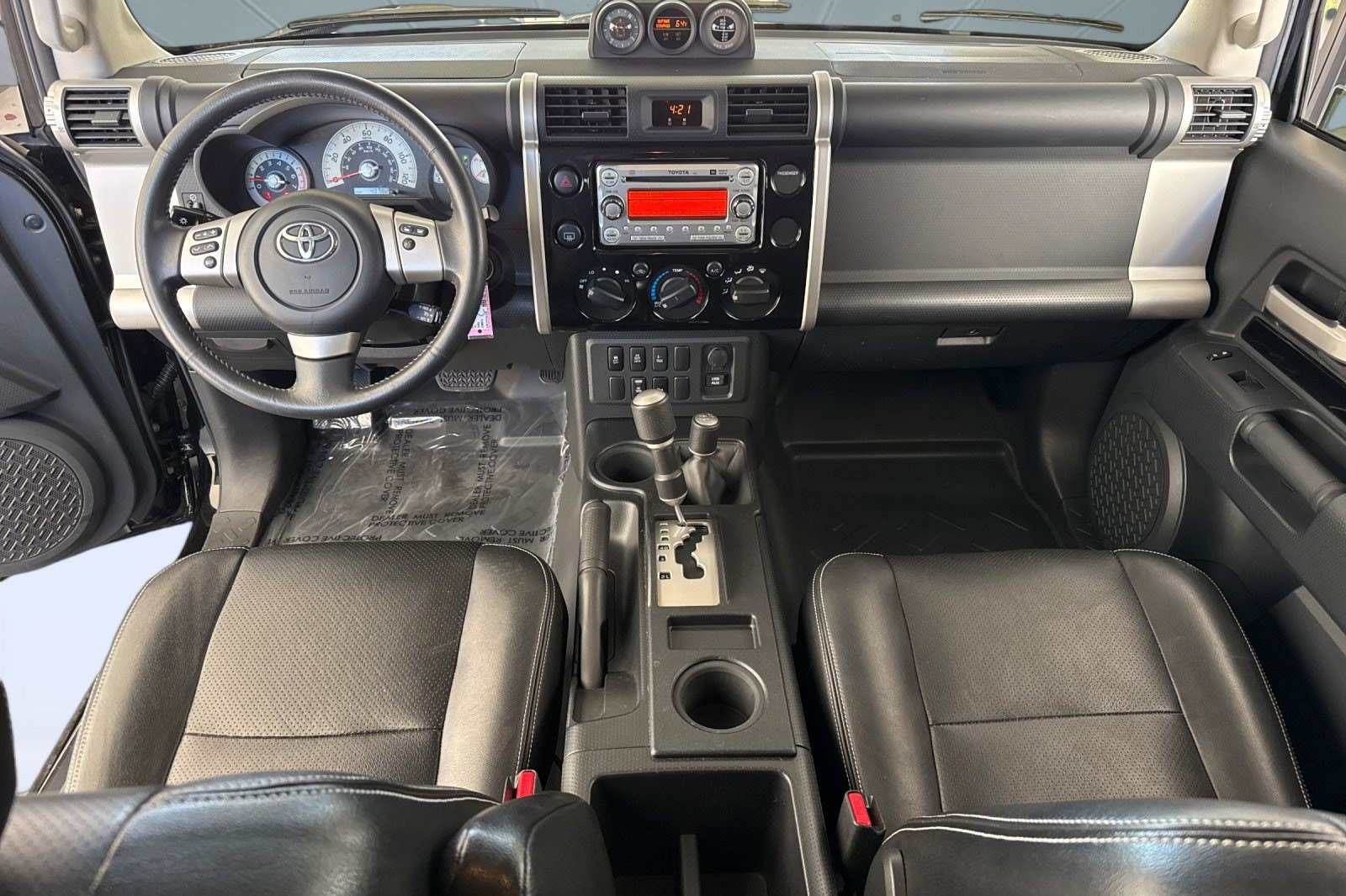 Used 2014 Toyota FJ Cruiser 4WD w/ Upgrade Package image 15