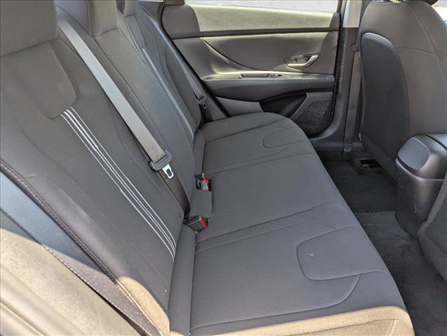 Used 2023 Hyundai Elantra SEL FWD image 29
