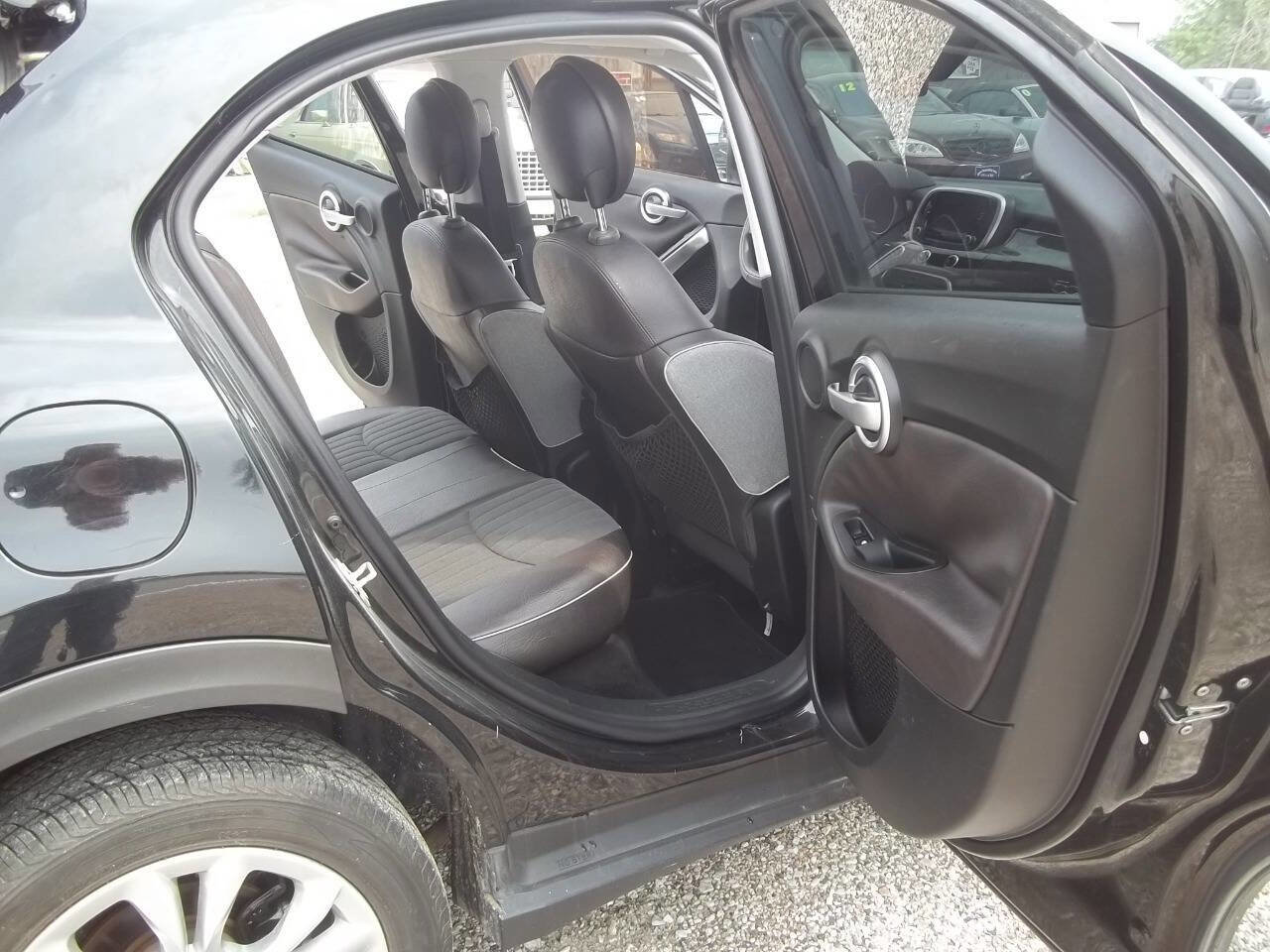 Used 2016 FIAT 500X Lounge image 12