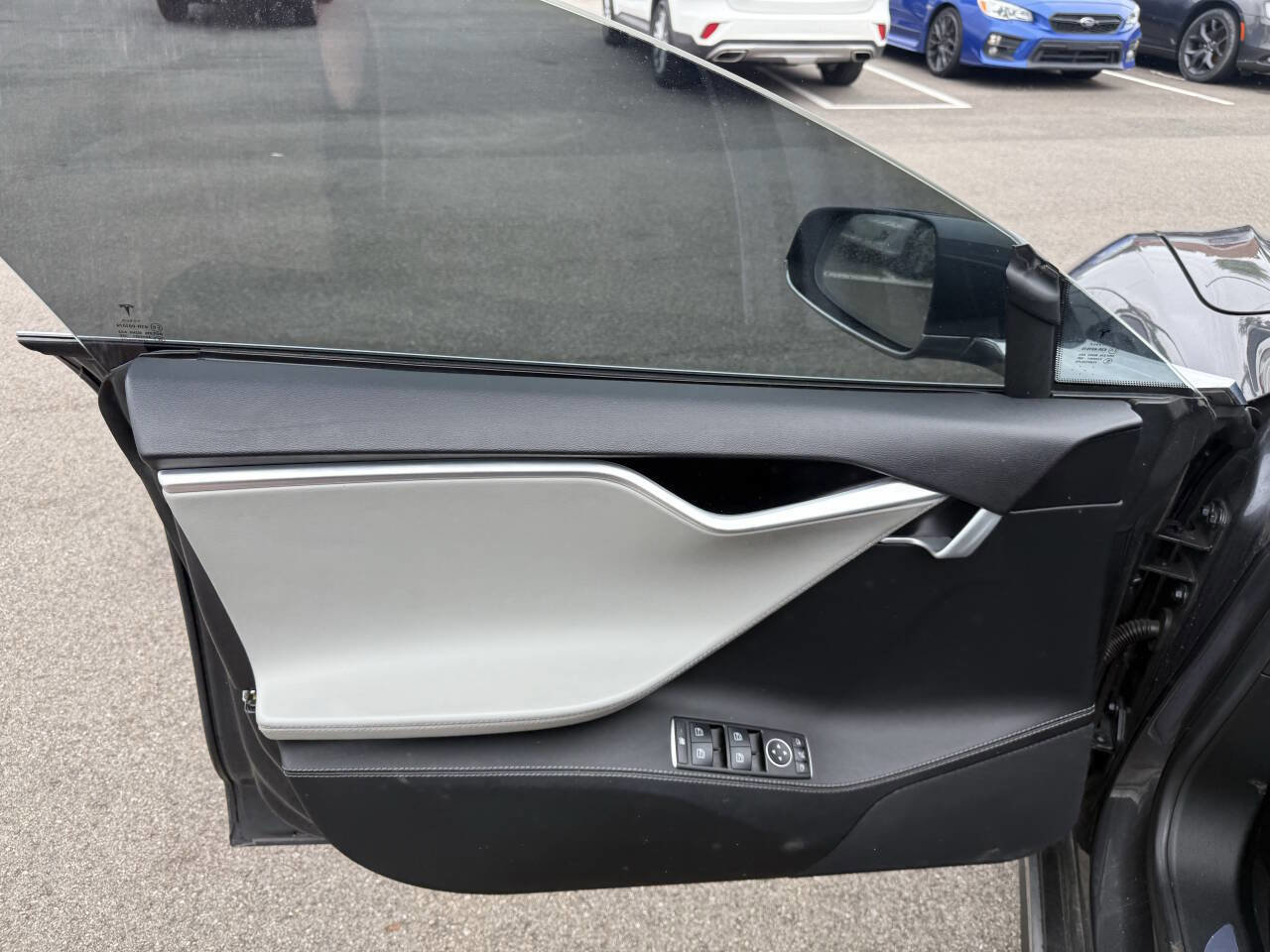 Used 2015 Tesla Model S 70D AWD/4WD image 17