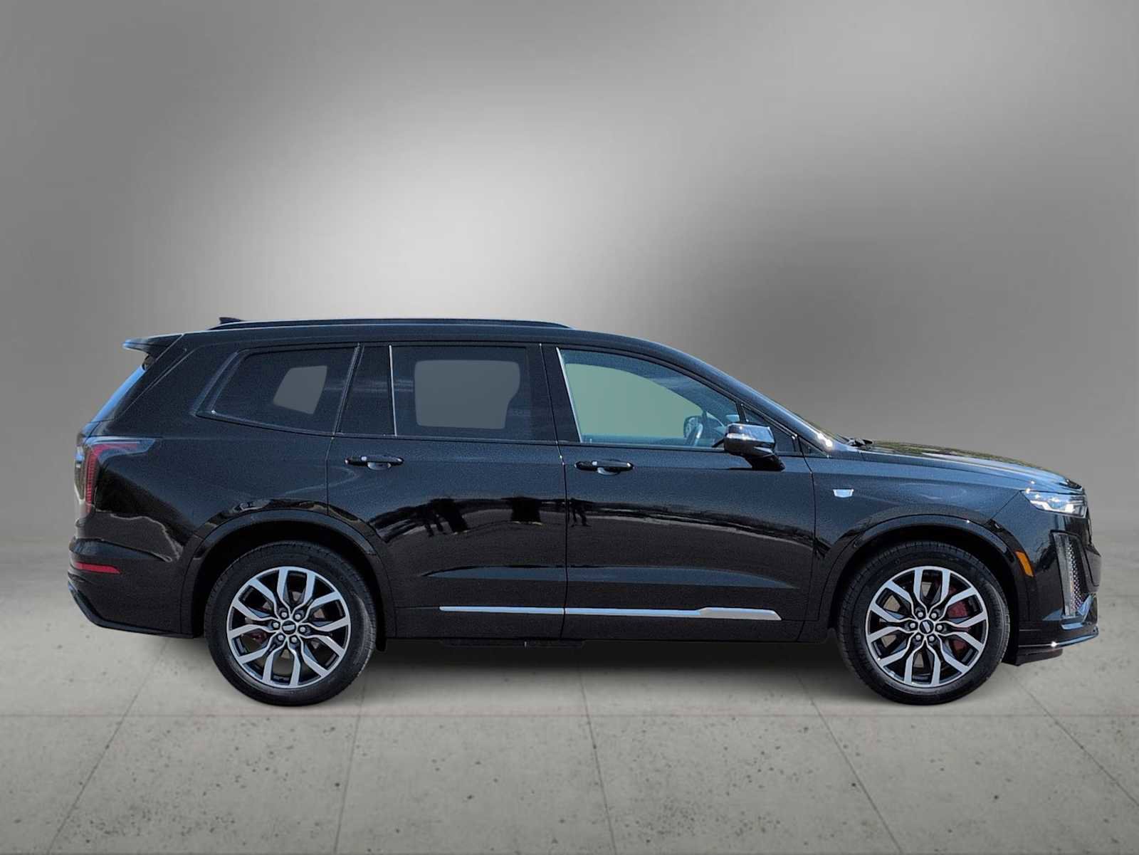 Used 2024 Cadillac XT6 Sport w/ Technology Package AWD/4WD image 9