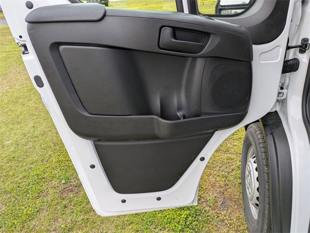 New 2025 RAM ProMaster 2500 image 14