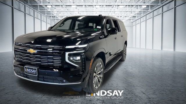 New 2026 Chevrolet Suburban High Country image 5