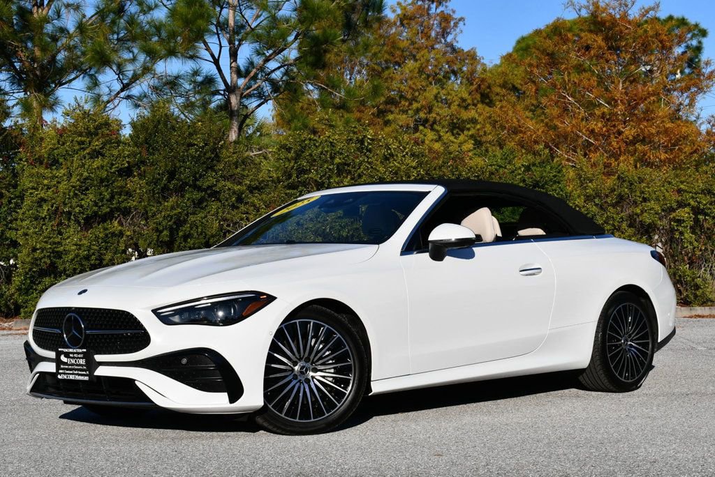 Used 2025 Mercedes-Benz CLE 300 4MATIC Cabriolet image 26