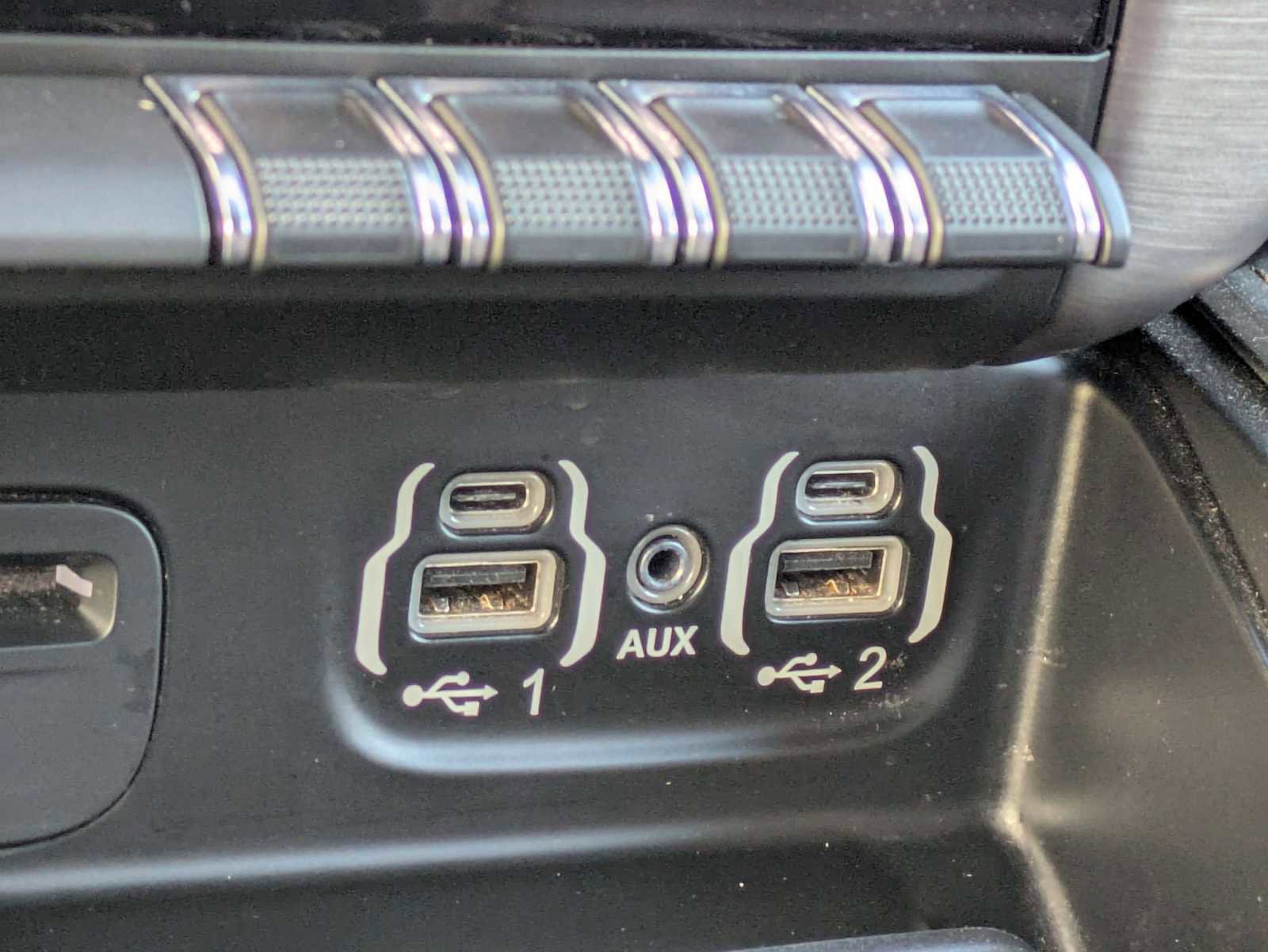 Used 2019 RAM 1500 Limited image 28