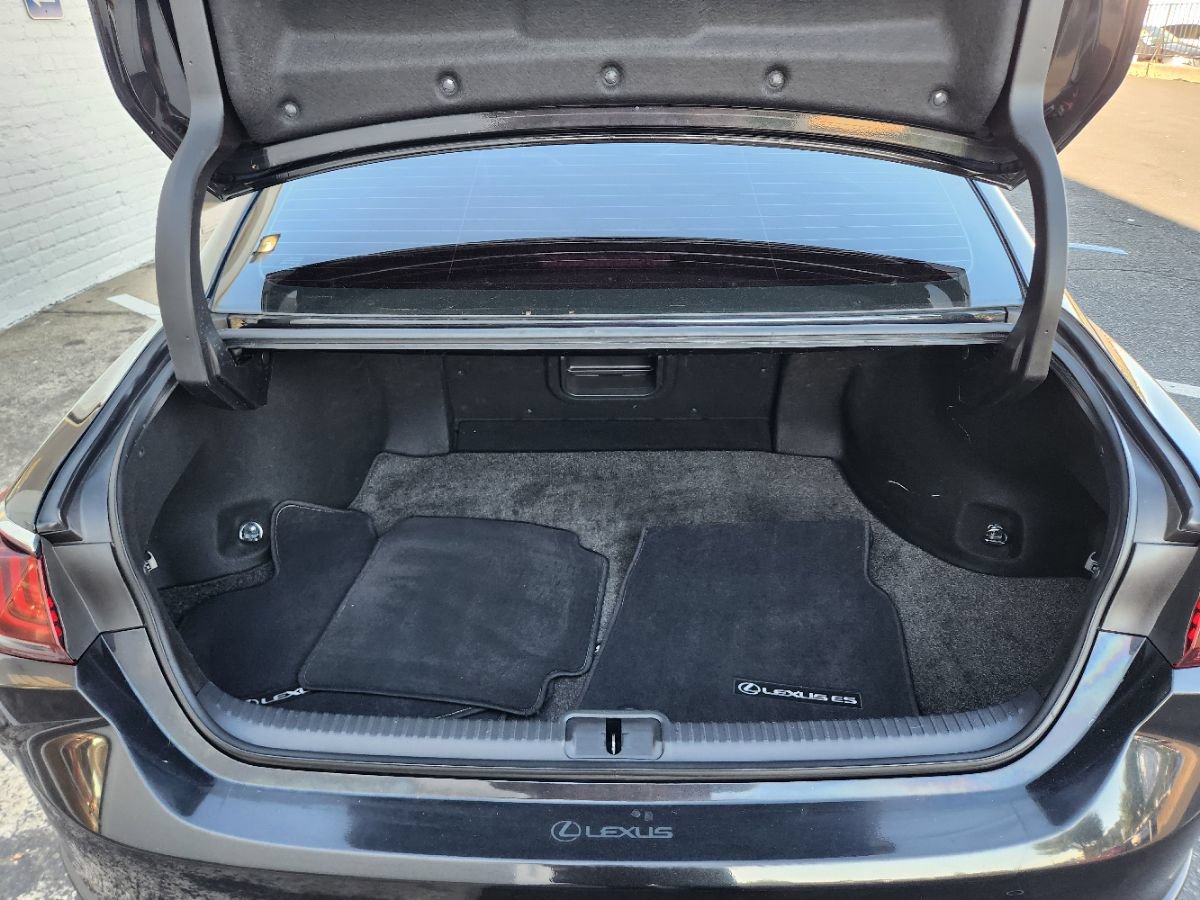 Used 2021 Lexus ES 300h w/ Accessory Package 2 FWD image 12