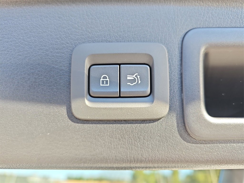 New 2025 MAZDA CX-30 2.5 Turbo w/ Premium Plus Pkg image 13