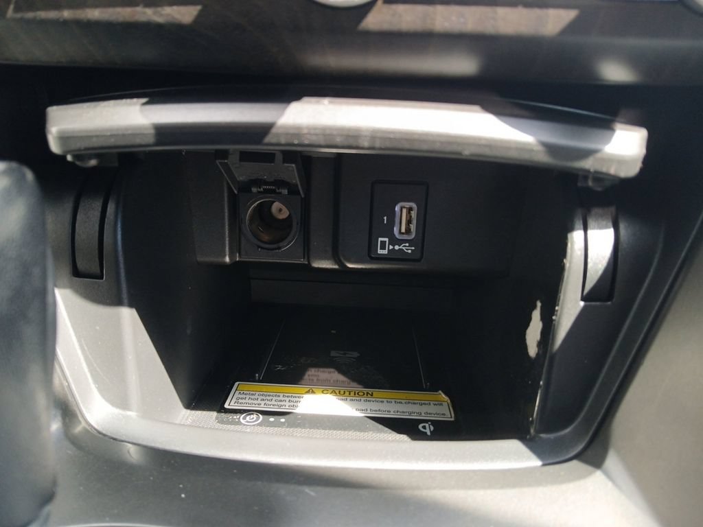 Used 2018 Honda Accord Touring image 39