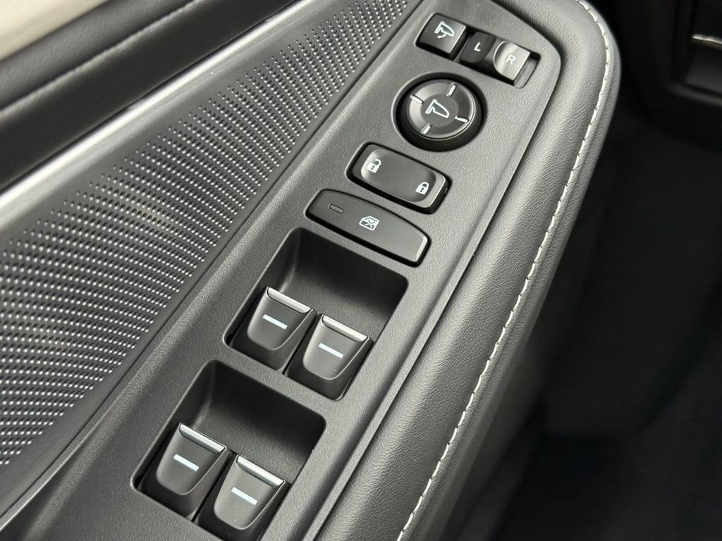 Certified 2026 Acura MDX w/ Technology Package image 22