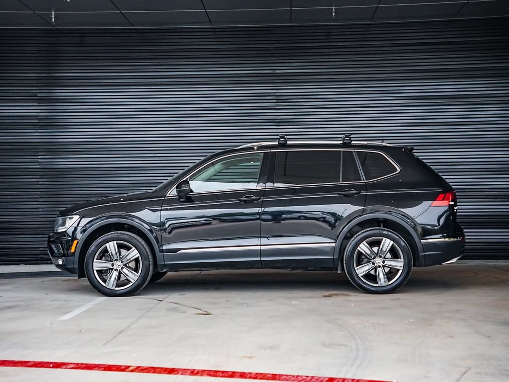 Used 2020 Volkswagen Tiguan SEL AWD/4WD image 2