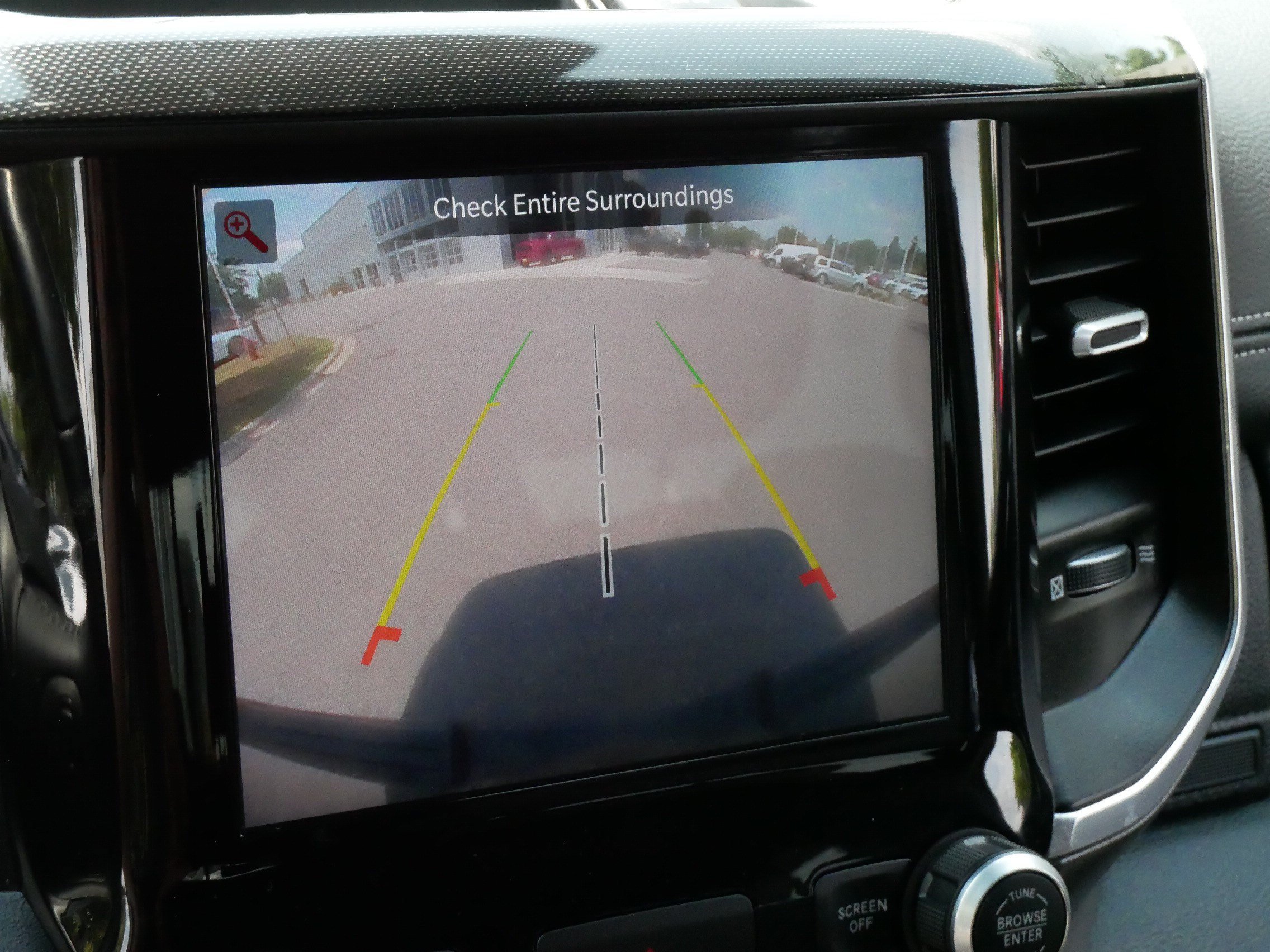 Used 2022 RAM 1500 Laramie AWD/4WD image 31