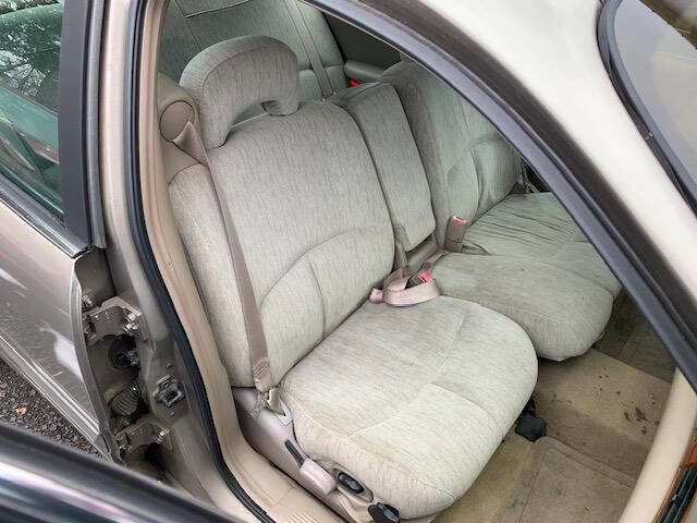 Used 2002 Buick Le Sabre Custom w/ Luxury Pkg FWD image 20