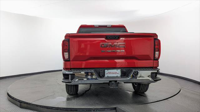 Used 2022 GMC Sierra 1500 Pro w/ Pro Value Package AWD/4WD image 7