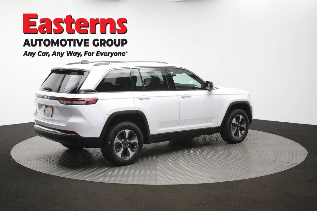 Used 2022 Jeep Grand Cherokee Limited 4xe w/ Luxury Tech Group II AWD/4WD image 46