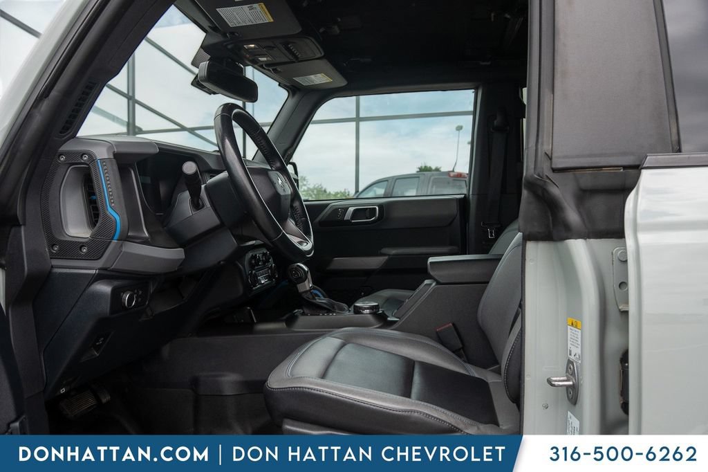 Used 2022 Ford Bronco Black Diamond AWD/4WD image 3