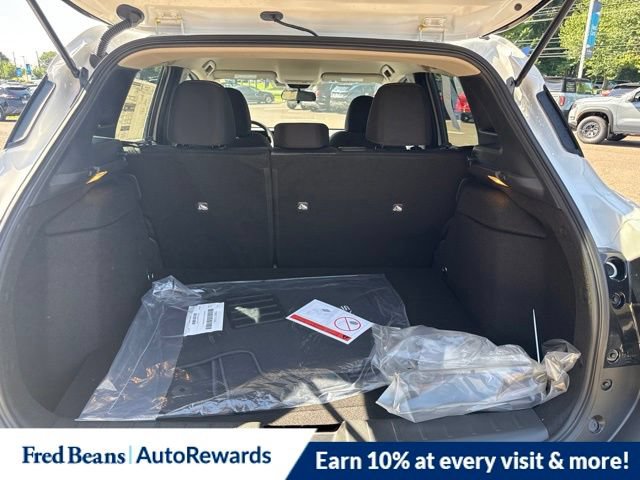 New 2026 Nissan Kicks SV w/ Cold Weather Package AWD/4WD image 16